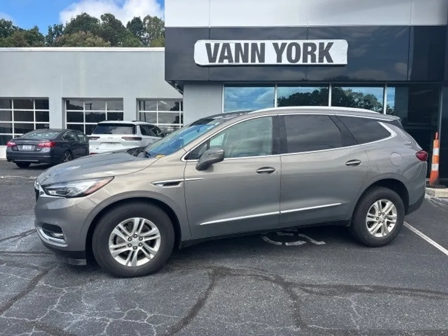 2019 Buick Enclave Essence photo 1