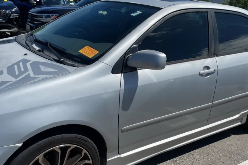 2007 Toyota Corolla S photo 1