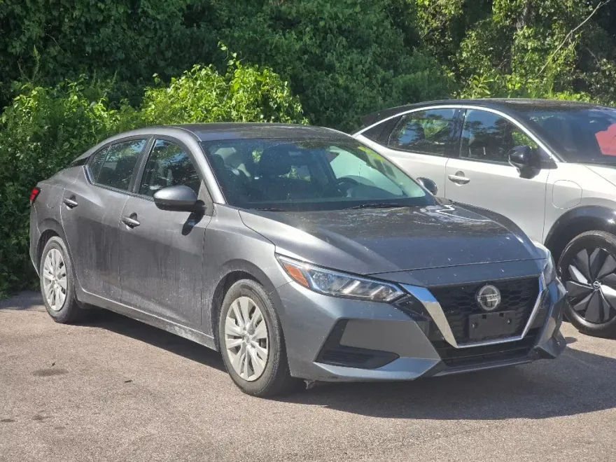 2021 Nissan Sentra S photo 1