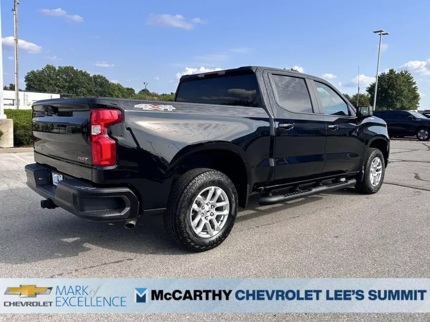 2026 Chevrolet Silverado 1500 RST photo 1