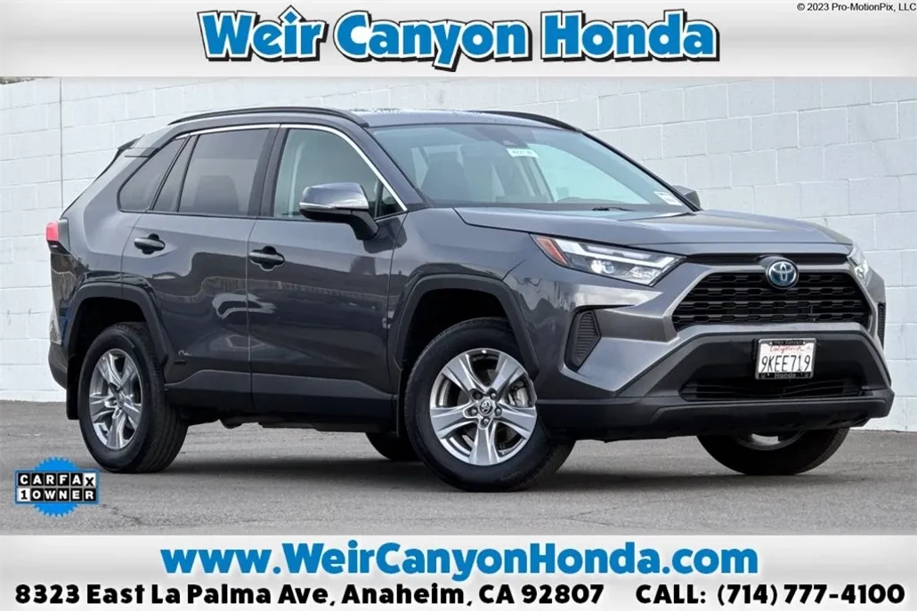 2024 Toyota RAV4 Hybrid XLE photo 1