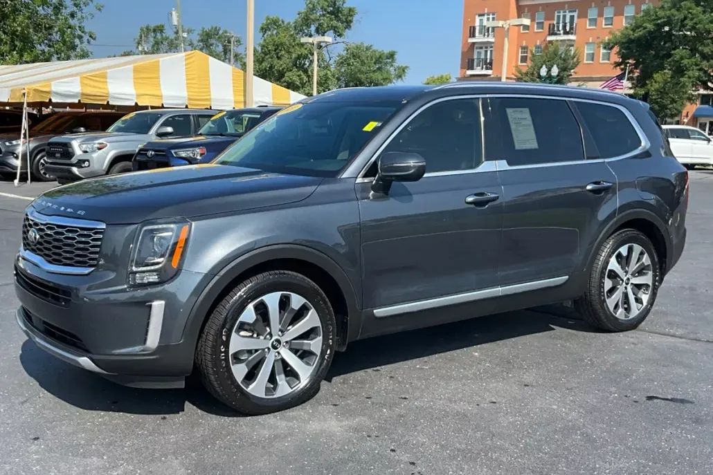 2021 Kia Telluride S photo 1