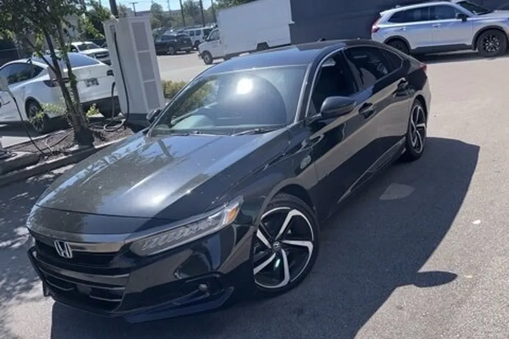 2022 Honda Accord Sport photo 1