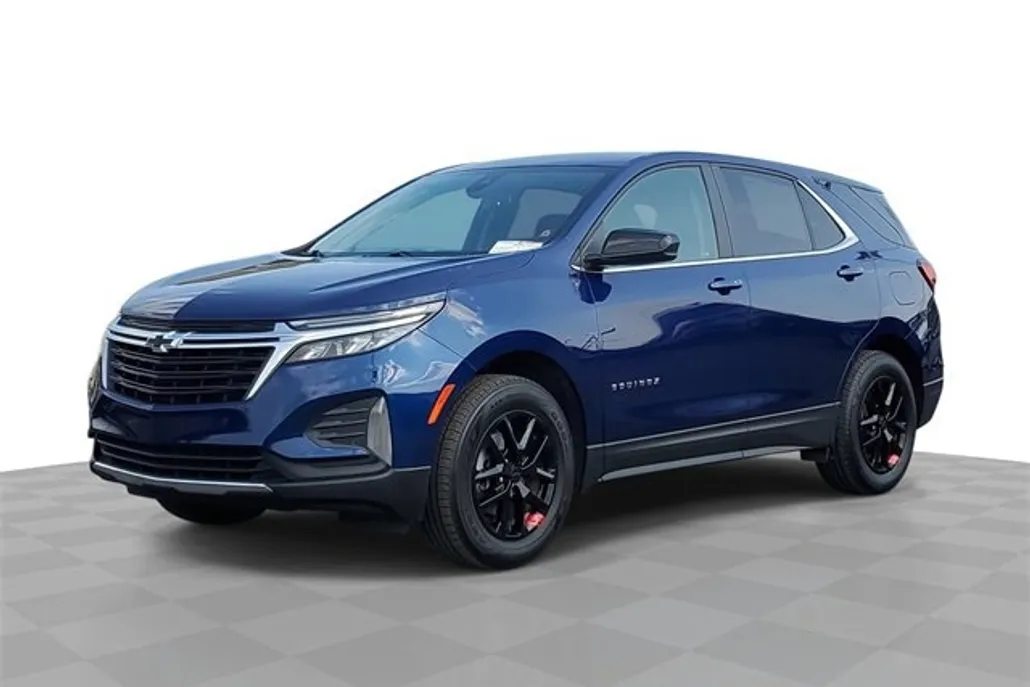 2023 Chevrolet Equinox LT photo 1