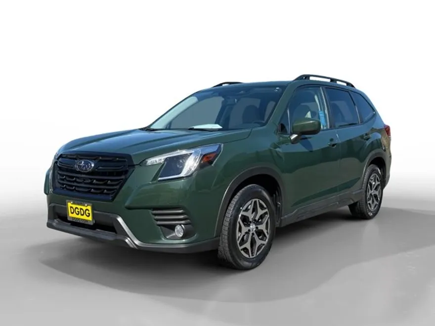 2023 Subaru Forester Premium photo 1