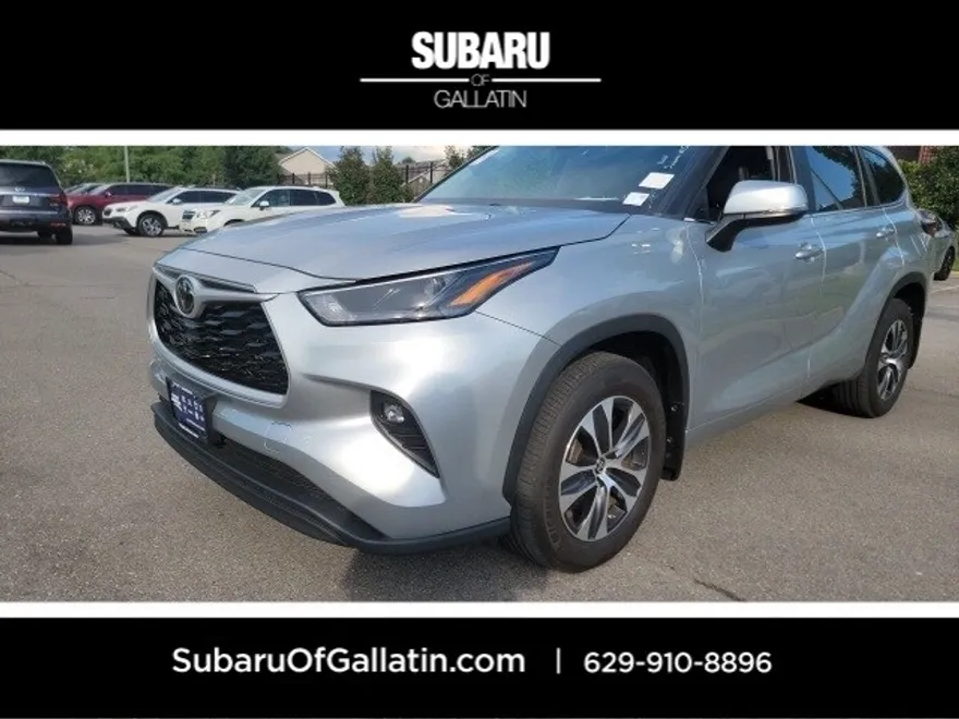 2023 Toyota Highlander L photo 1