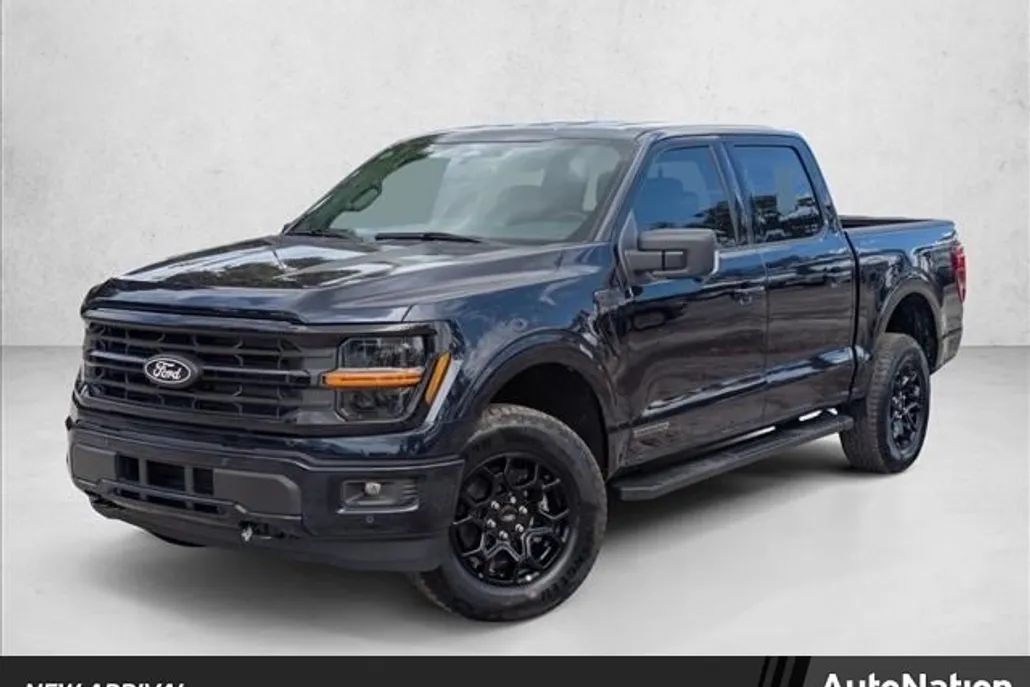 2025 Ford F-150 XLT photo 1