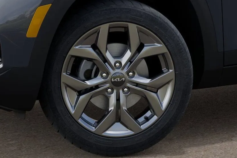 2026 Kia Seltos LX photo 1