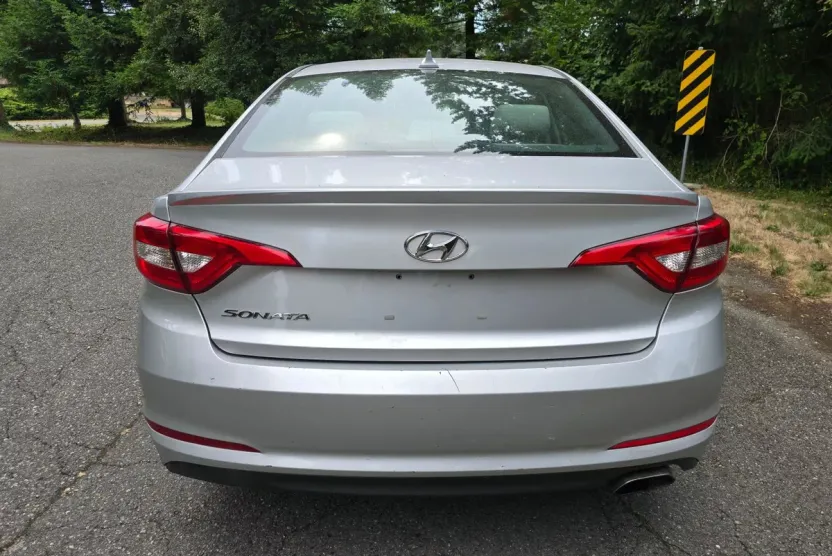 2017 Hyundai Sonata SE Eco photo 1
