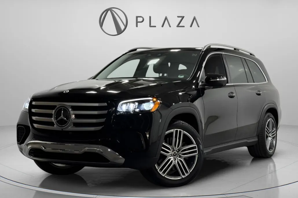 2024 Mercedes Benz GLS 450 4MATIC photo 1