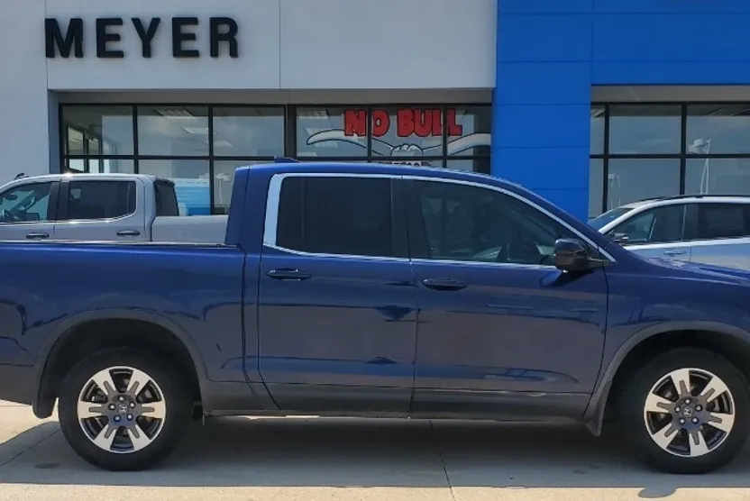 2019 Honda Ridgeline RTL photo 1