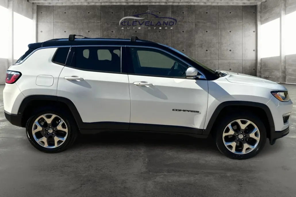 2019 Jeep Compass Limited photo 1