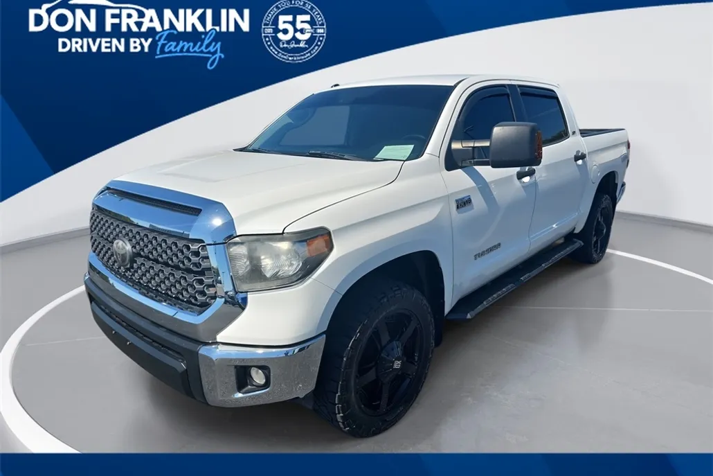 2018 Toyota Tundra CrewMax photo 1