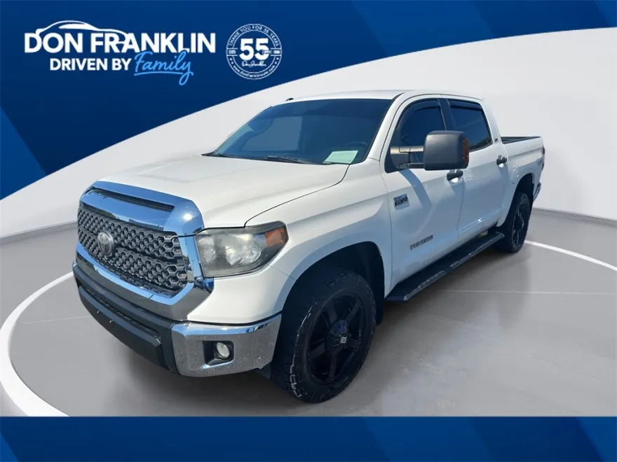 2018 Toyota Tundra CrewMax photo 1