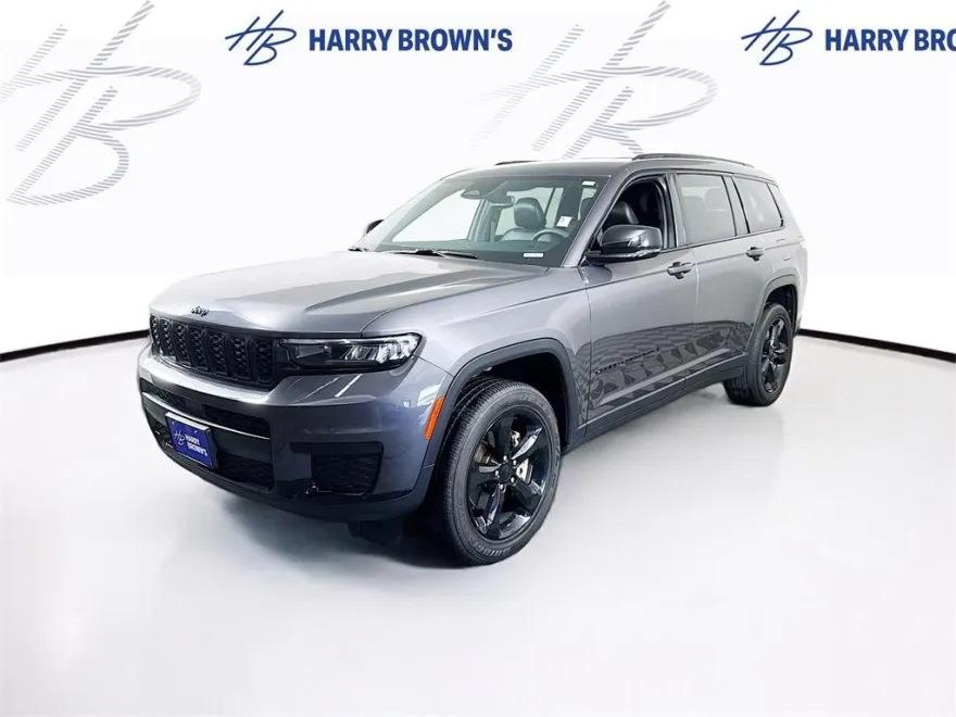 2023 Jeep Grand Cherokee Altitude photo 1