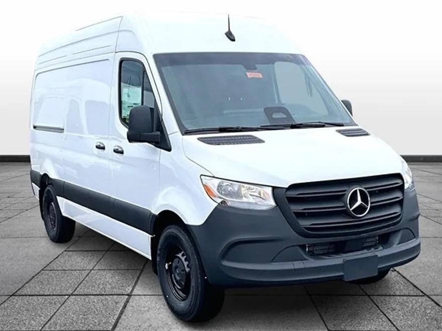 2025 Mercedes Benz Sprinter 2500 144 WB photo 1
