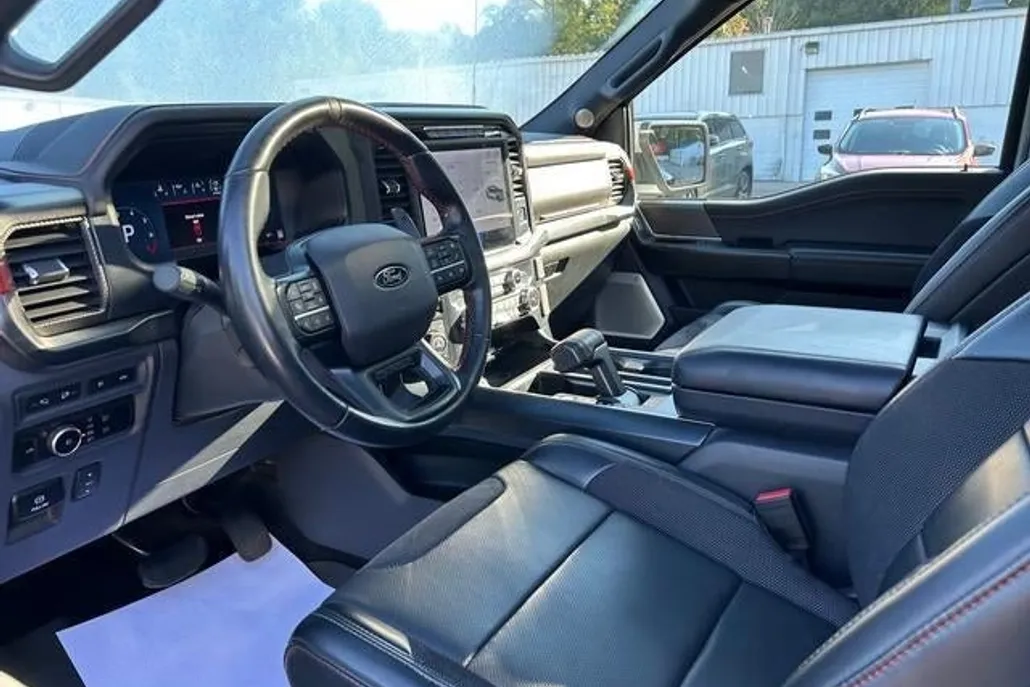 2024 Ford F-150 Raptor photo 1