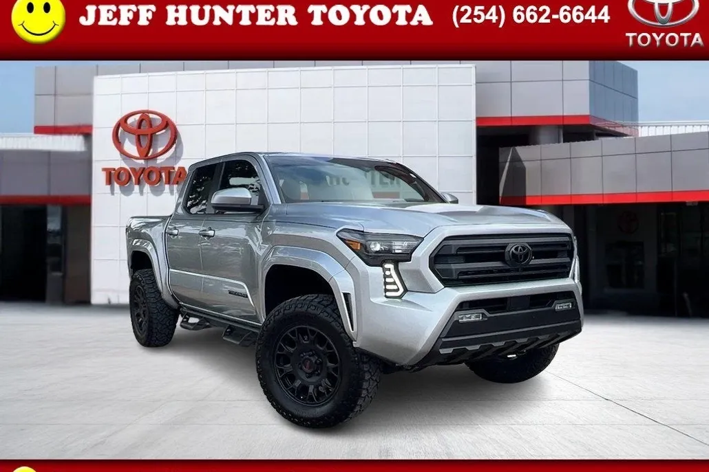 2024 Toyota Tacoma SR5 photo 1