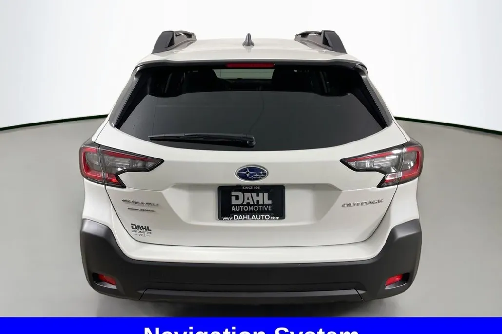 2025 Subaru Outback Premium photo 1