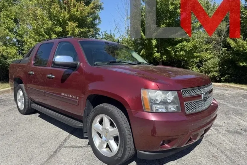 2008 Chevrolet Avalanche LS photo 1