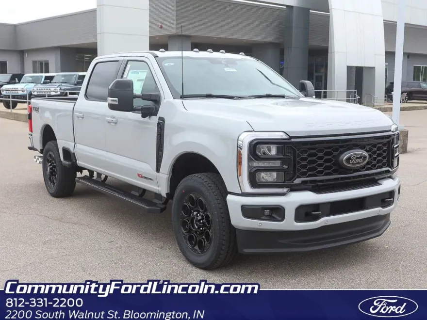 2026 Ford F-350 Lariat photo 1