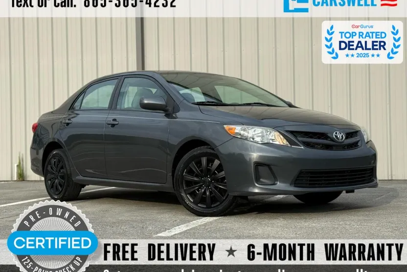 2012 Toyota Corolla LE photo 1