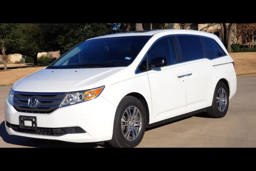 2012 Honda Odyssey EX-L photo 1