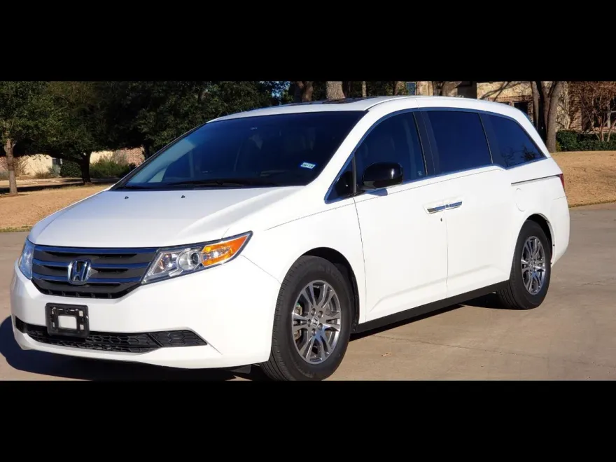 2012 Honda Odyssey EX-L photo 1