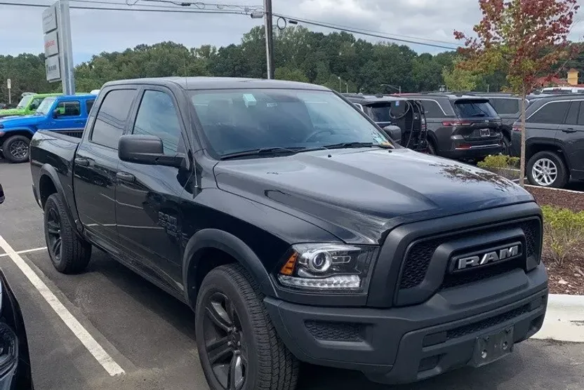 2024 Ram 1500 Classic SLT Warlock photo 1
