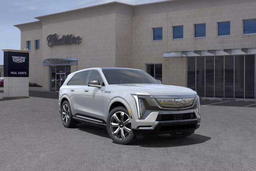 2025 Cadillac Escalade IQ Luxury photo 1