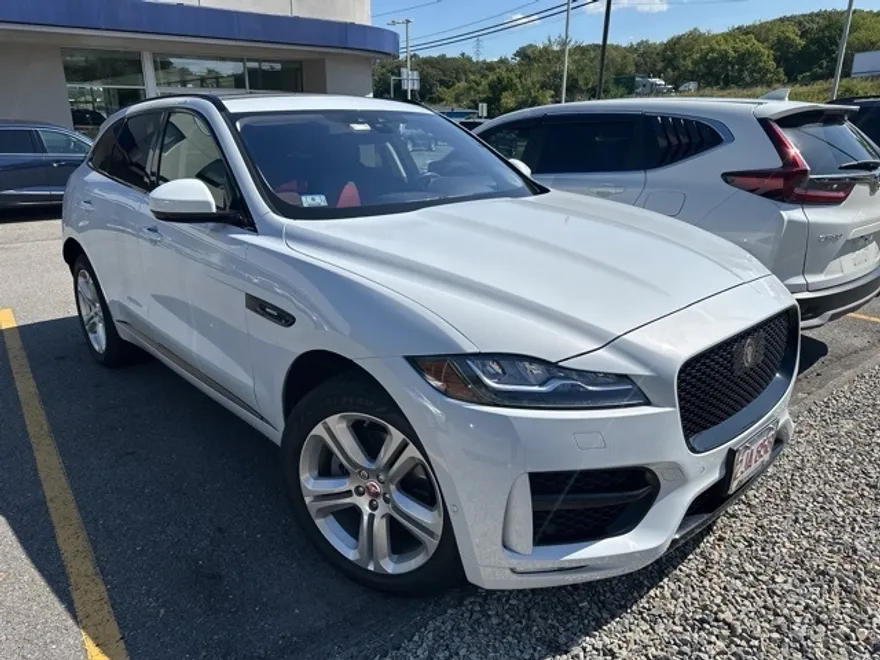 2019 Jaguar F-PACE R-Sport photo 1