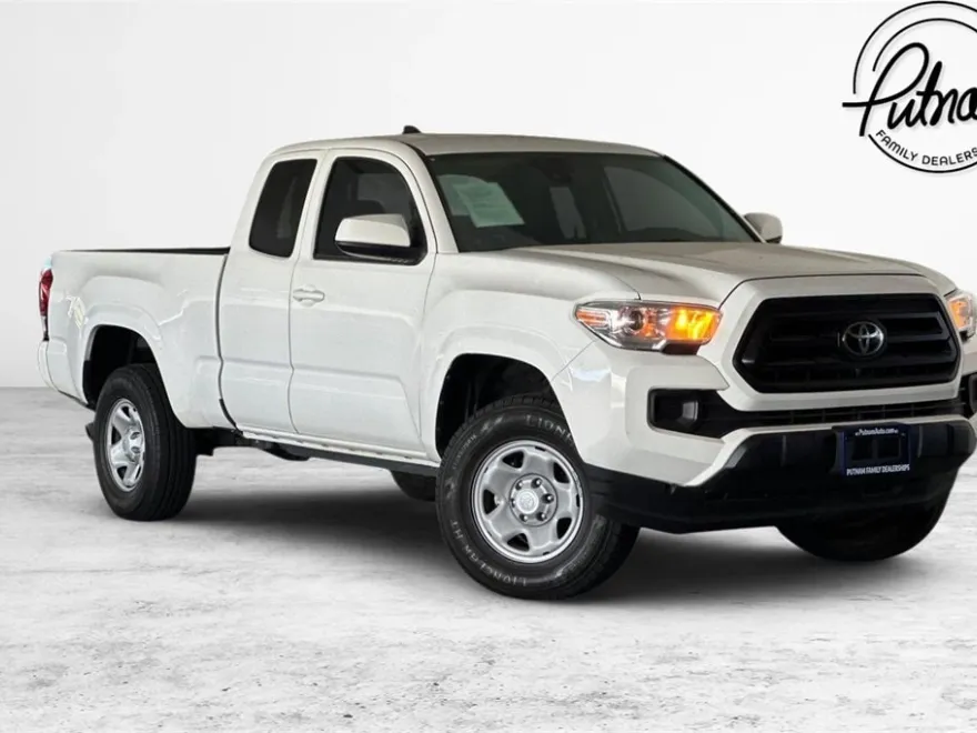 2022 Toyota Tacoma SR photo 1