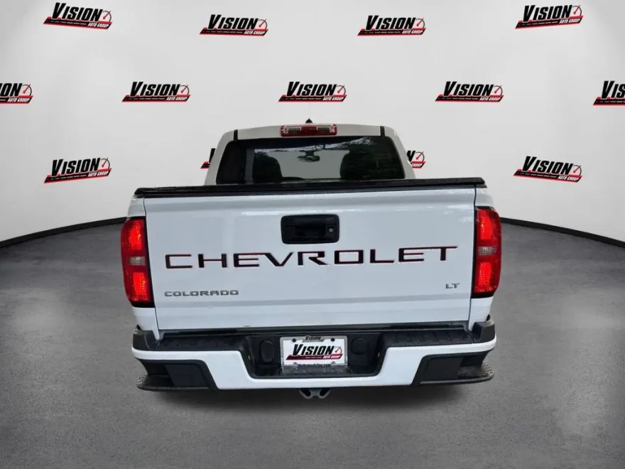 2022 Chevrolet Colorado LT photo 1