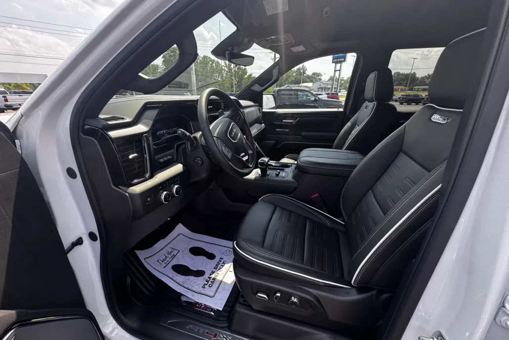 2025 Gmc Sierra 1500 AT4X photo 1