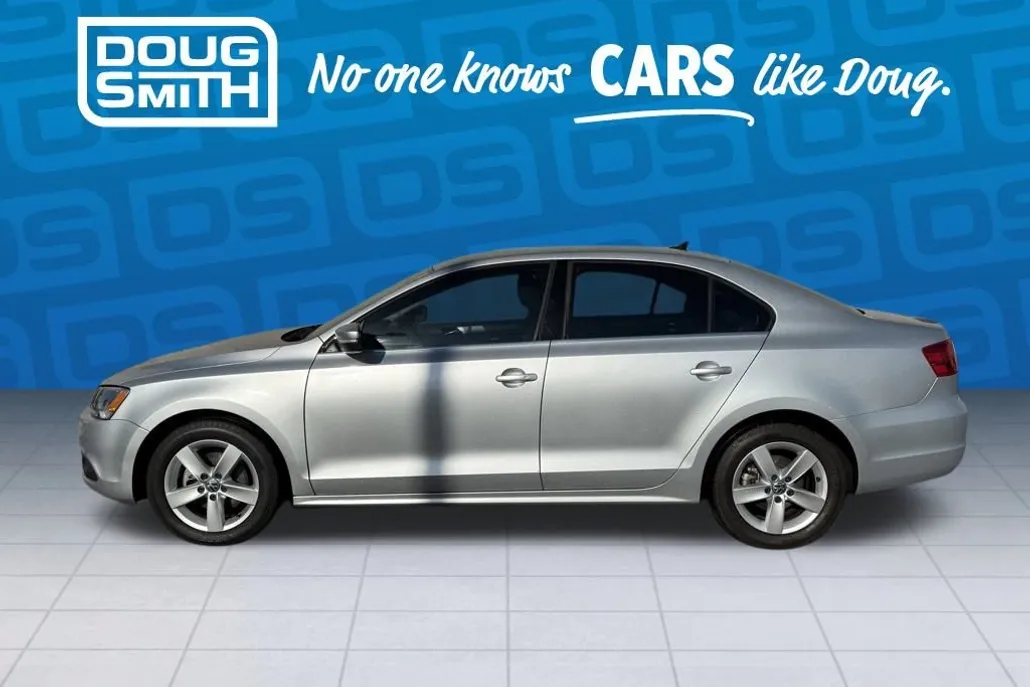 2011 Volkswagen Jetta 2.5L SEL photo 1