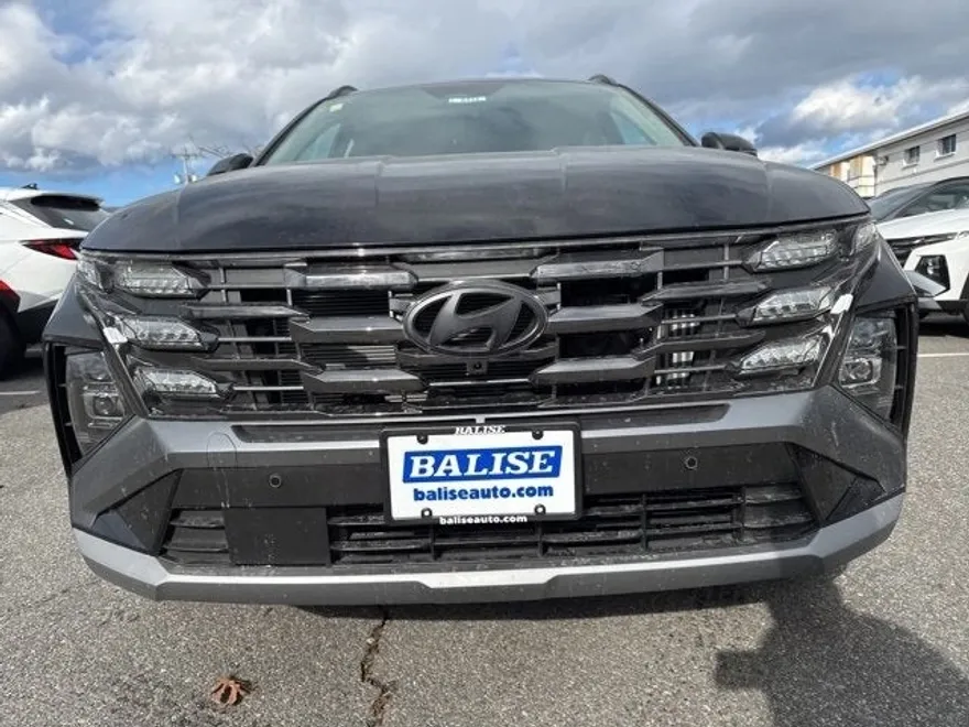 2025 Hyundai Tucson Hybrid Limited photo 1