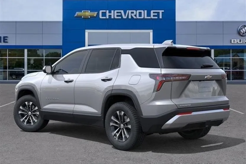 2026 Chevrolet Equinox LT photo 1