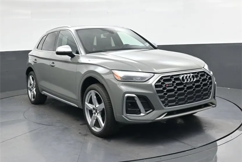 2022 Audi SQ5 Premium Plus photo 1