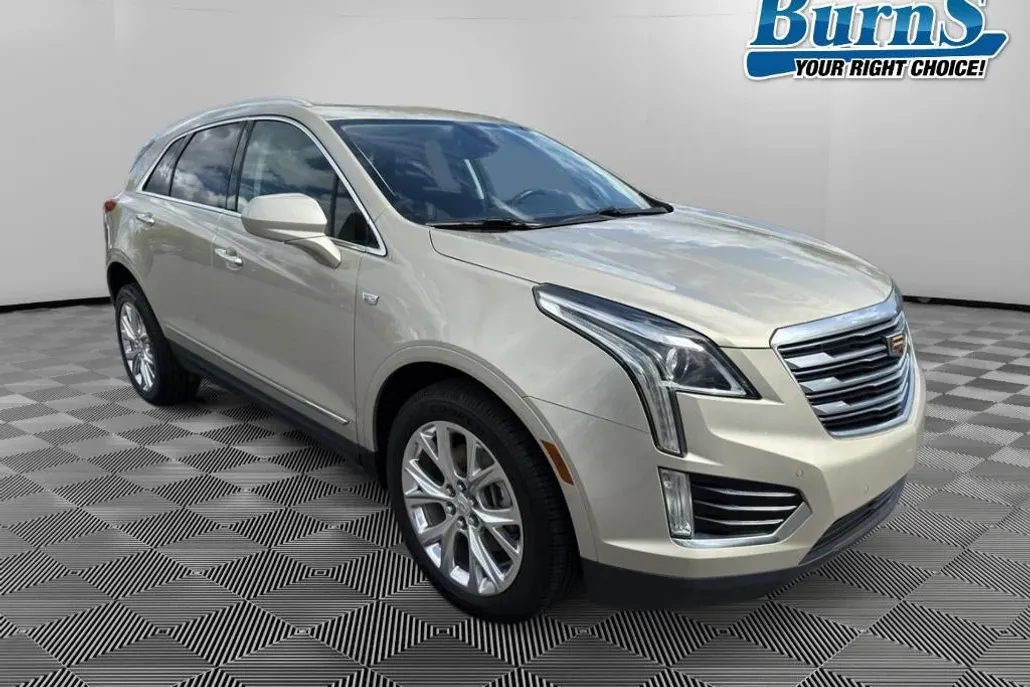 2017 Cadillac XT5 Luxury photo 1