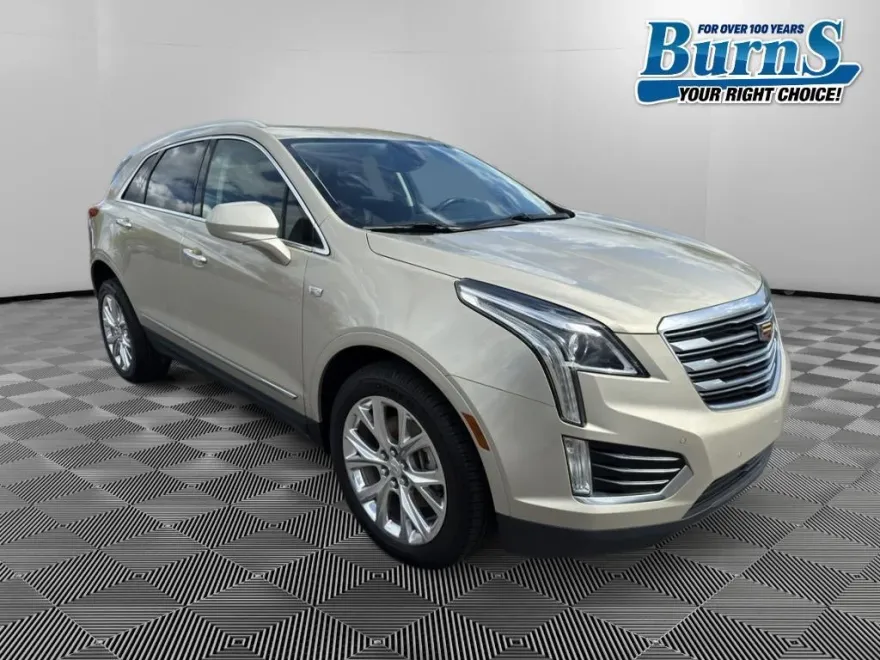 2017 Cadillac XT5 Luxury photo 1