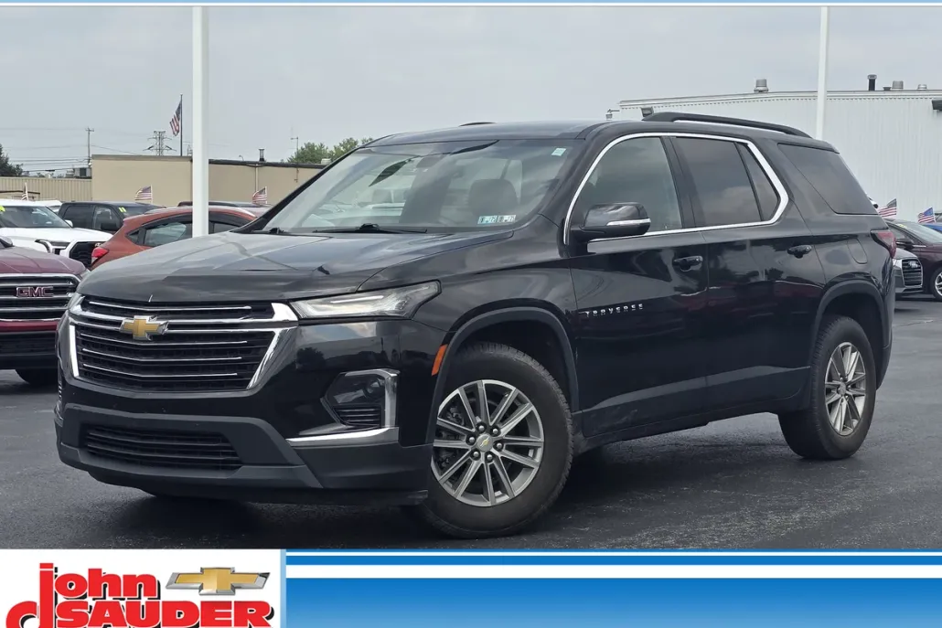 2022 Chevrolet Traverse Leather photo 1