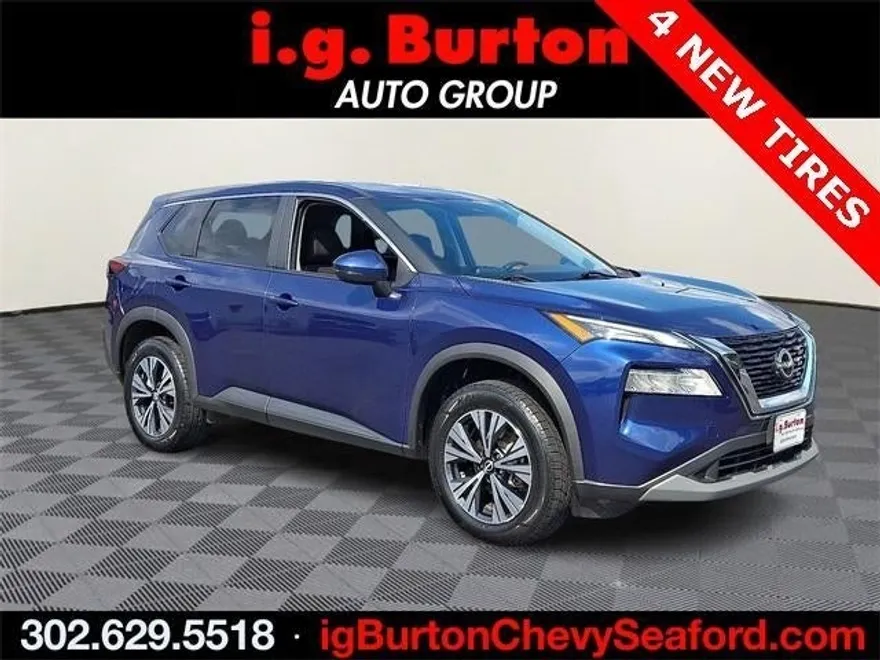 2022 Nissan Rogue SV photo 1