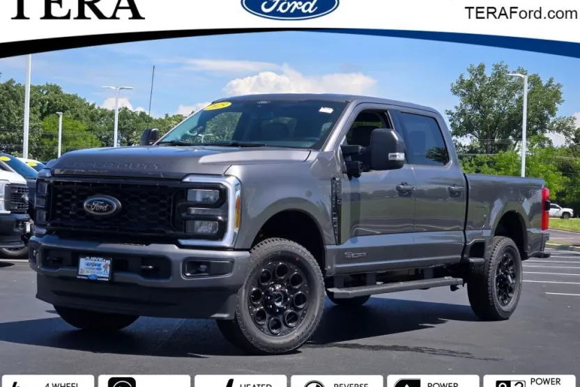 2025 Ford F-250 XLT photo 1