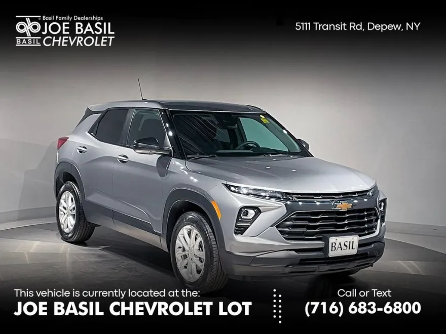 2025 Chevrolet Trailblazer LS photo 1