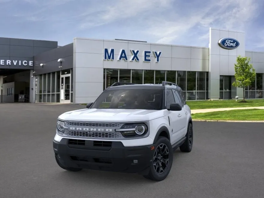 2025 Ford Bronco Sport Outer Banks photo 1