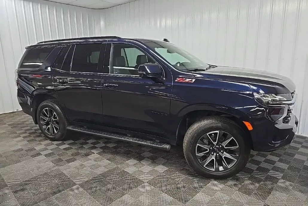 2022 Chevrolet Tahoe Z71 photo 1