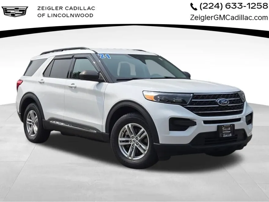 2021 Ford Explorer XLT photo 1