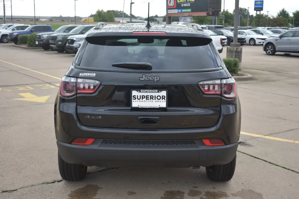 2025 Jeep Compass Latitude photo 1