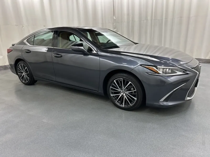 2022 Lexus ES 350 photo 1