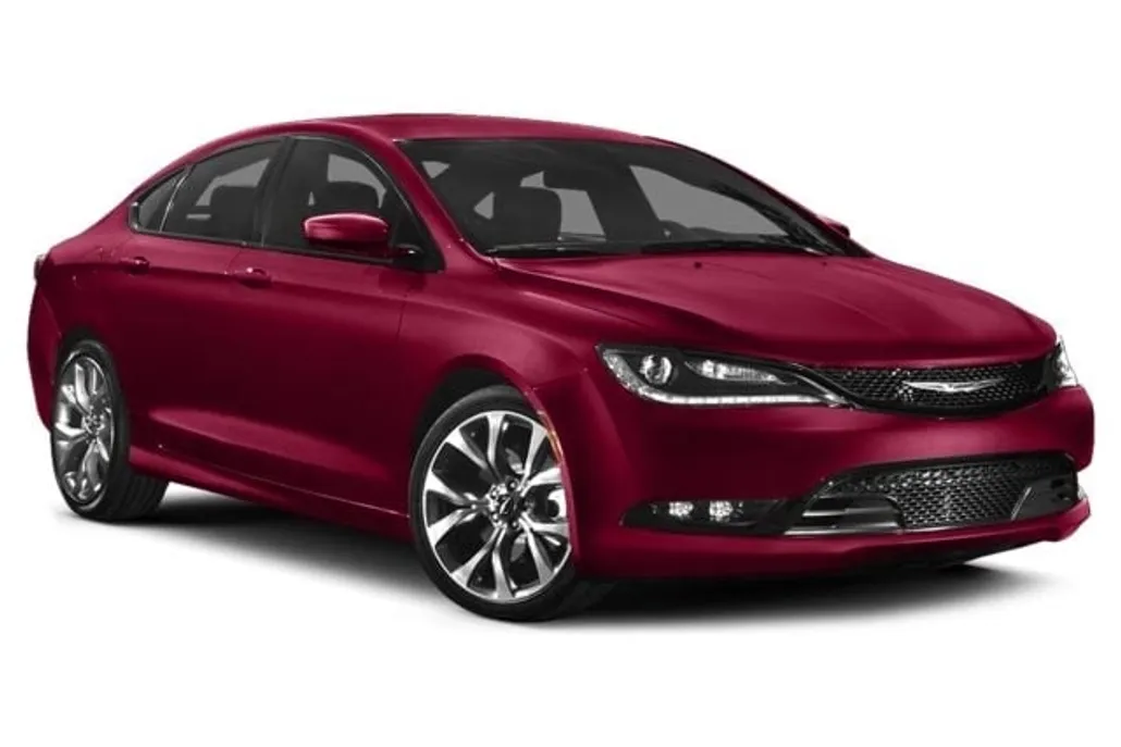 2015 Chrysler 200 S photo 1